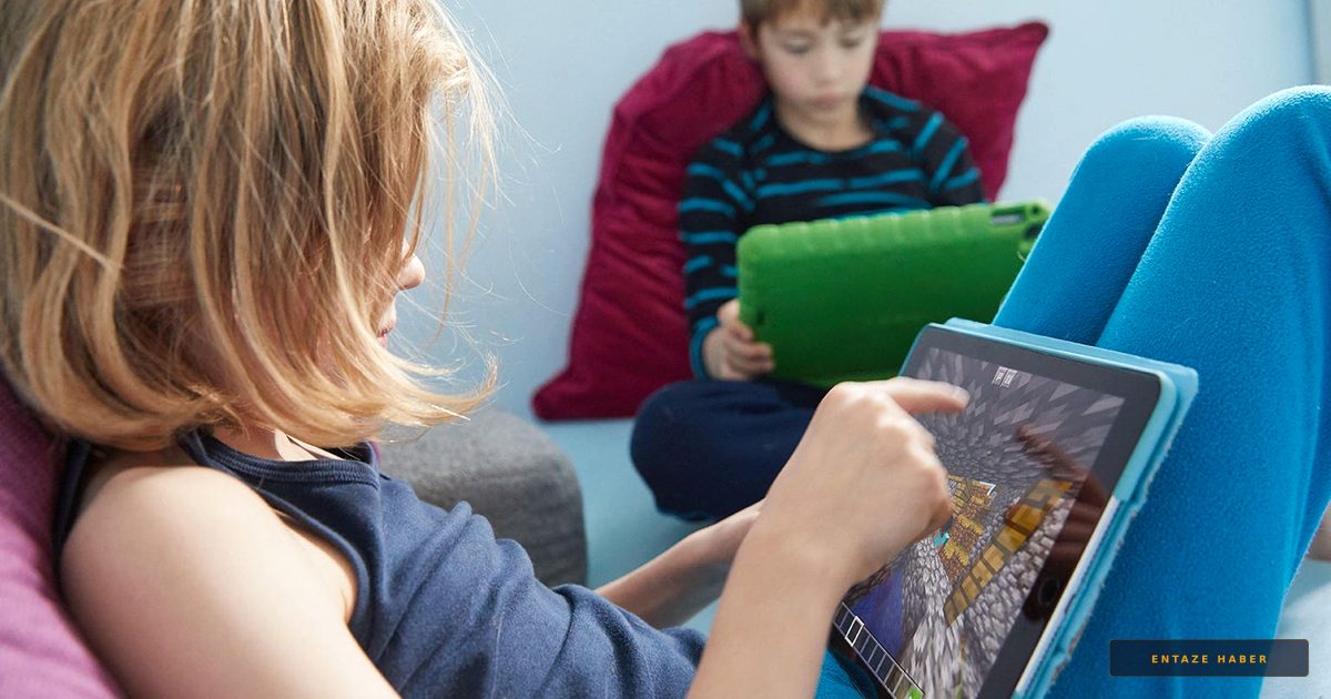 Is Minecraft Good for Your Child? What Pediatricians Want You to Know